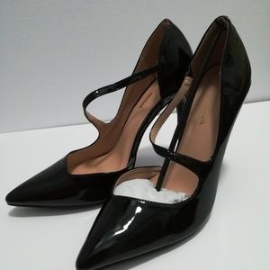 Fashion nova black stiletto size 9